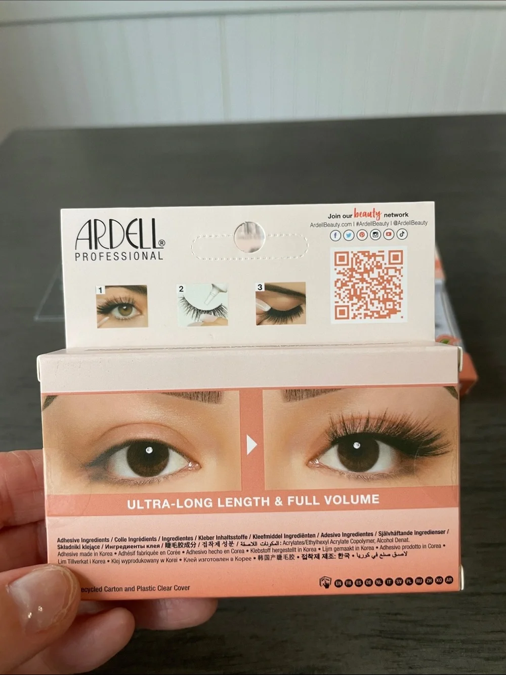 Set of 2 Ardell Big Beautiful Lashes “Bae” - with adhesive BNIP